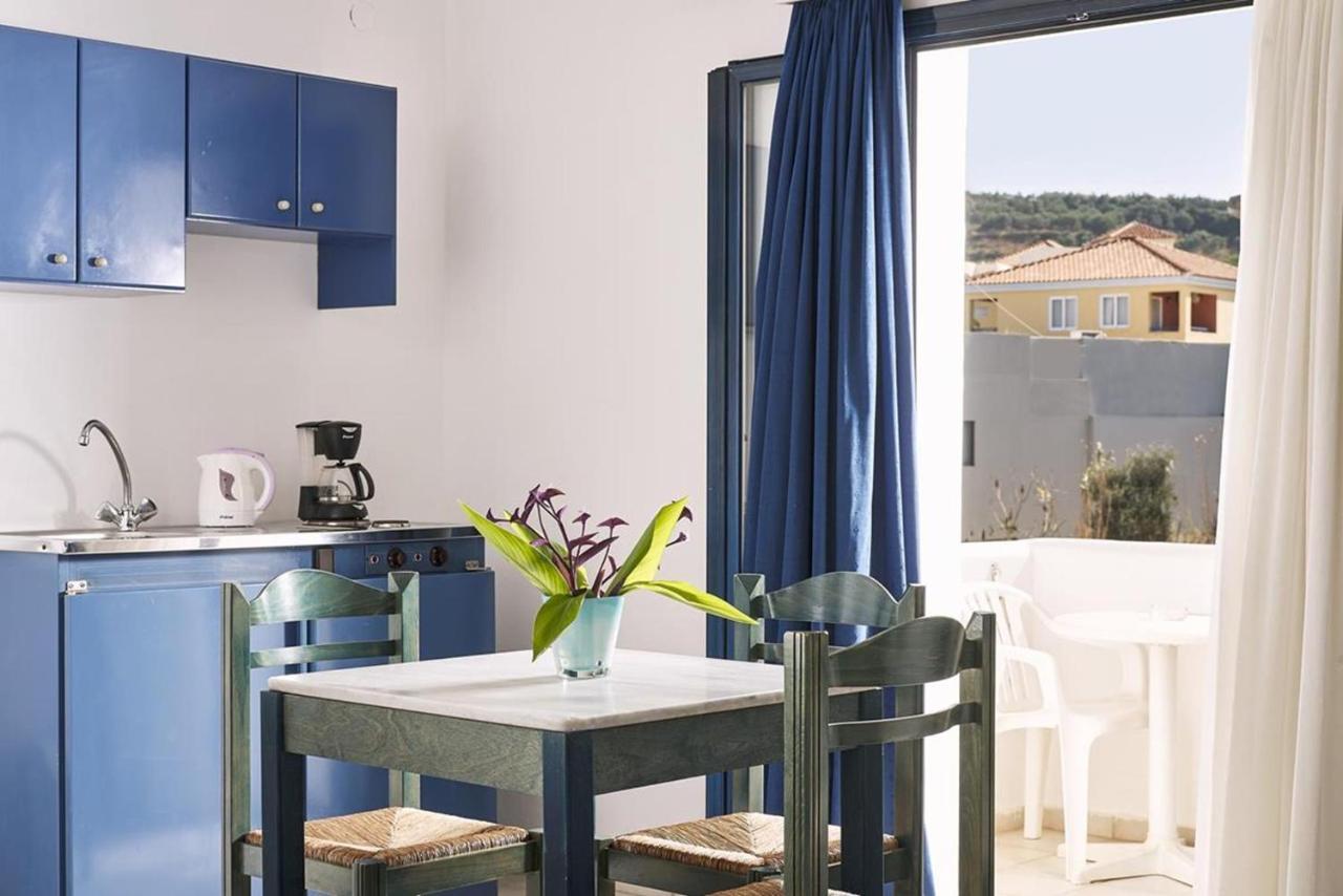Eva Suites & Apartments Ajía Marína Kültér fotó